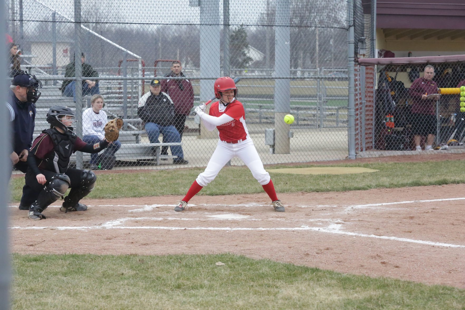 Gallery Bulldogs vs Trojans in softball